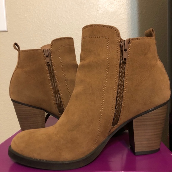 RAMPAGE WOMEN'S ANKLE BOOTS CHESTNUT 6 1/2M - Picture 2 of 7